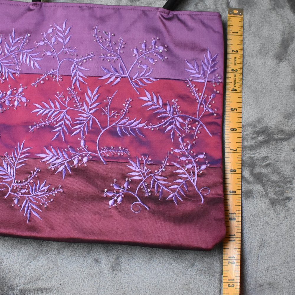 Iridescent Embroidered and Beaded Zipper Top Purse - Picture 13 of 16